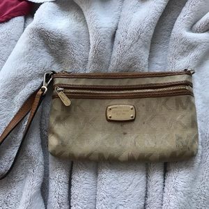 Michael Kors Wristlet